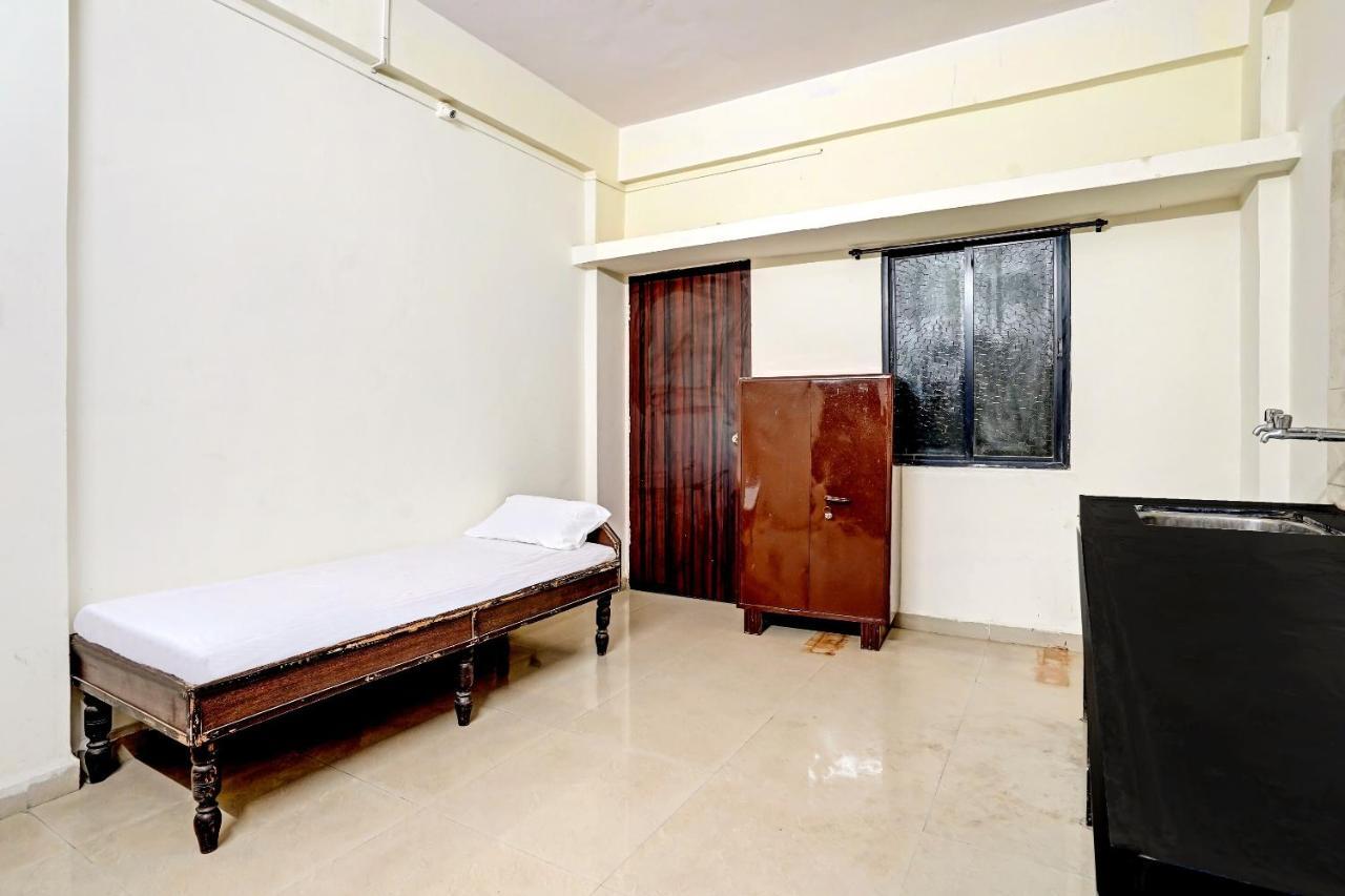 Amba Executive An Apartment Hotel Mundhwa Bagian luar foto