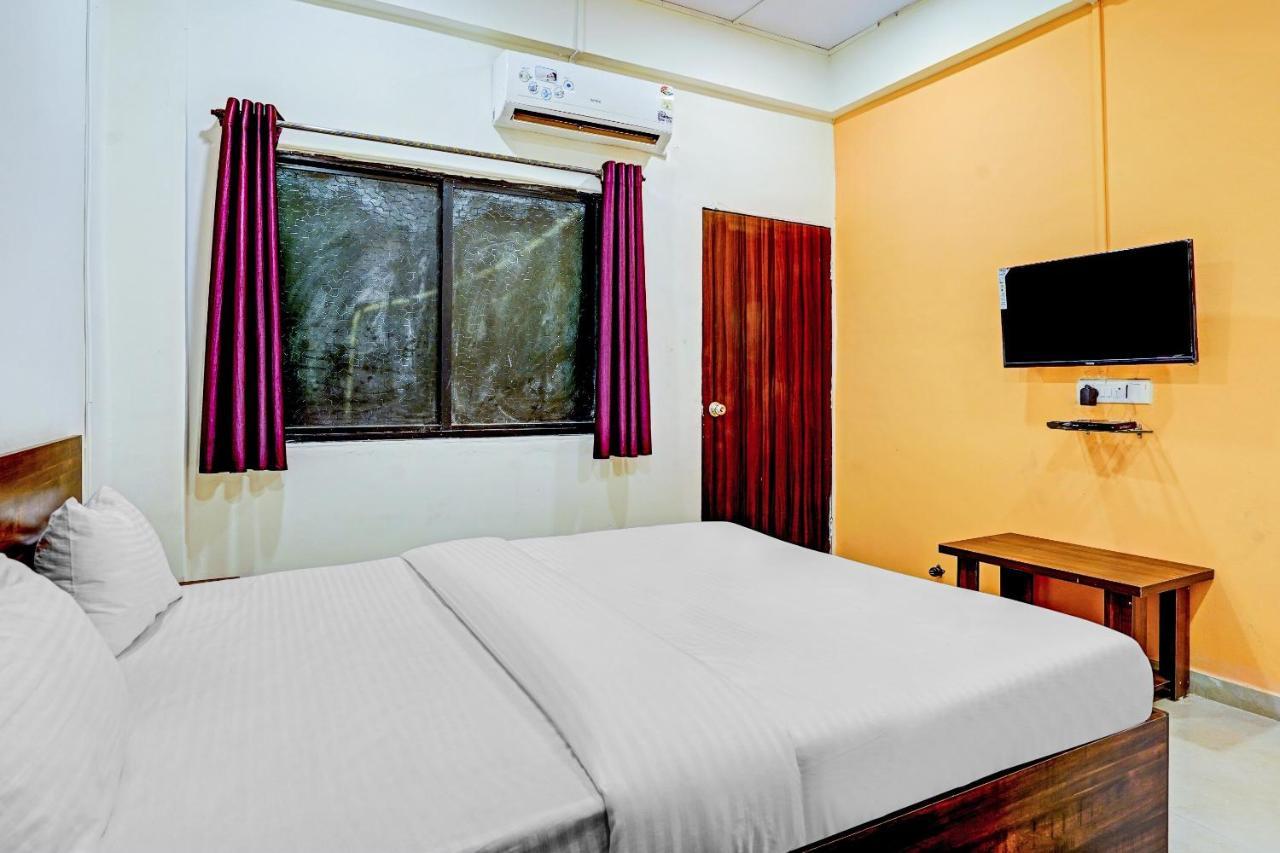 Amba Executive An Apartment Hotel Mundhwa Bagian luar foto