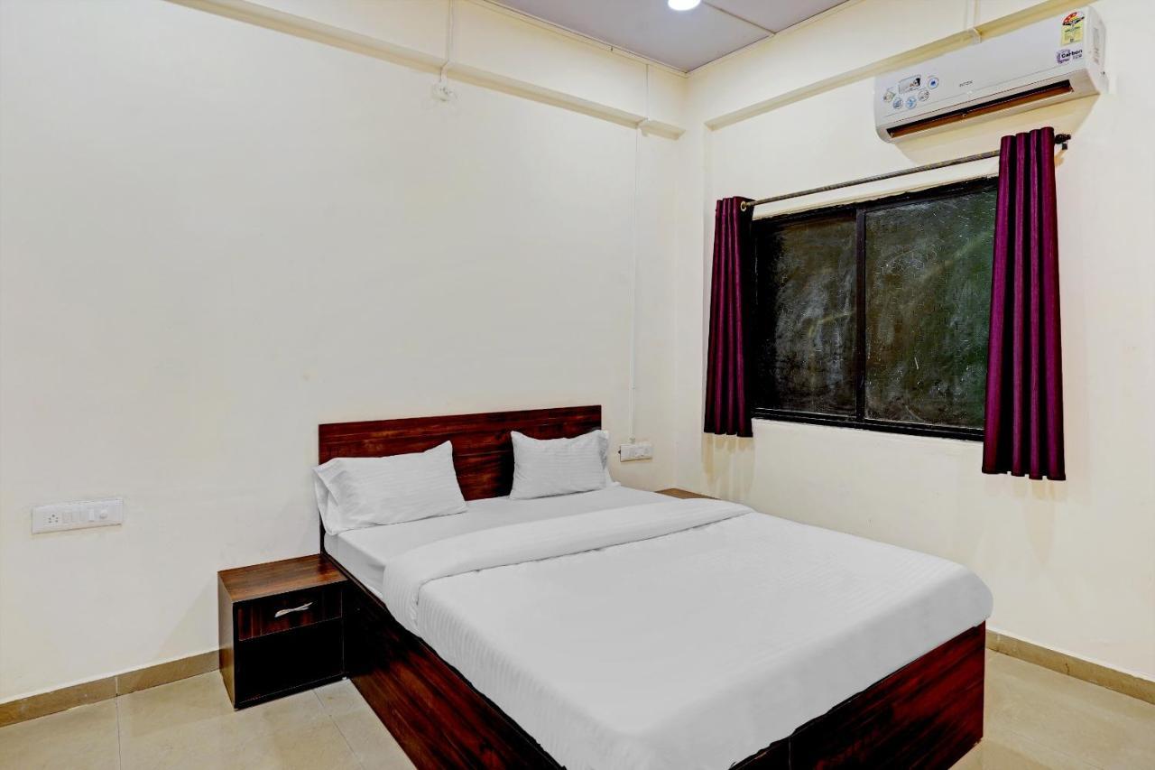 Amba Executive An Apartment Hotel Mundhwa Bagian luar foto